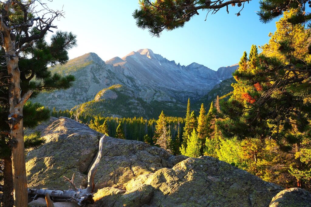 Clear sky and mountain tops | Colorado timeshare cancellation