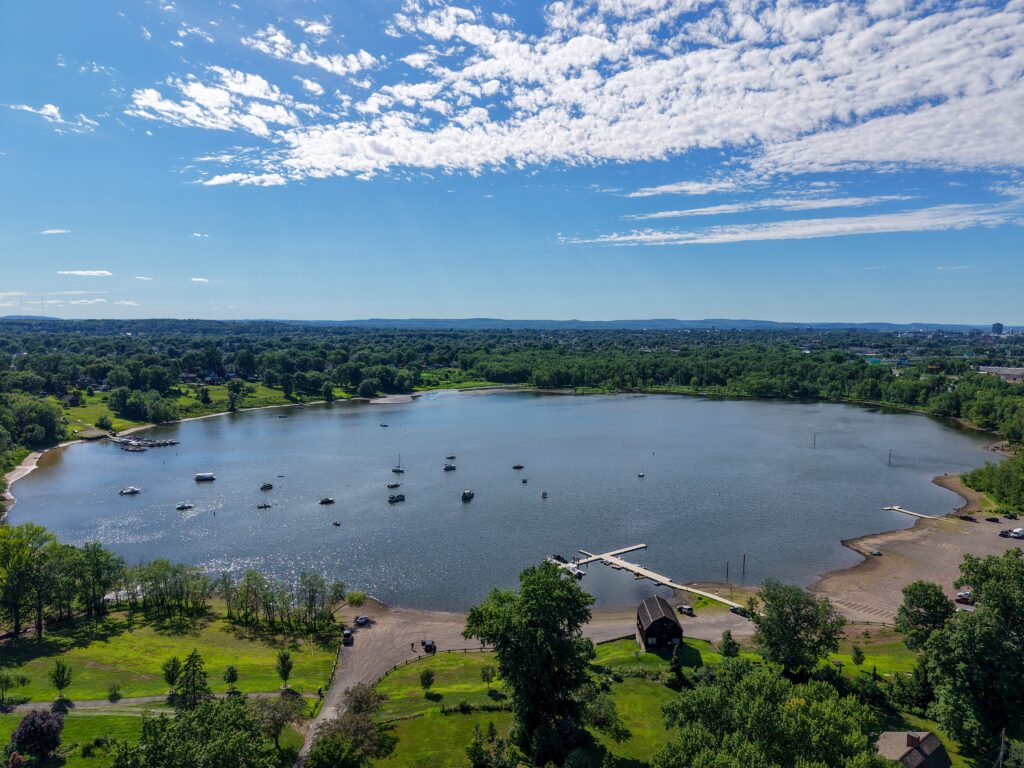 Aerial view of a park with a lake | Connecticut timeshare cancellation
