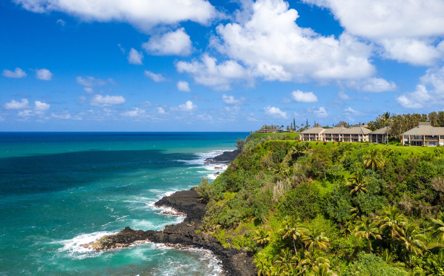 Coastline with rocks | Hawaii timeshare cancellation