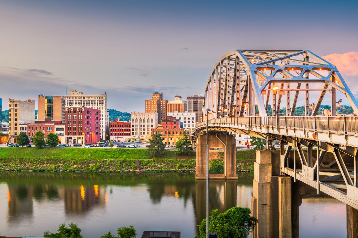 Charleston, West Virginia skyline at dusk | West Virginia timeshare cancellation