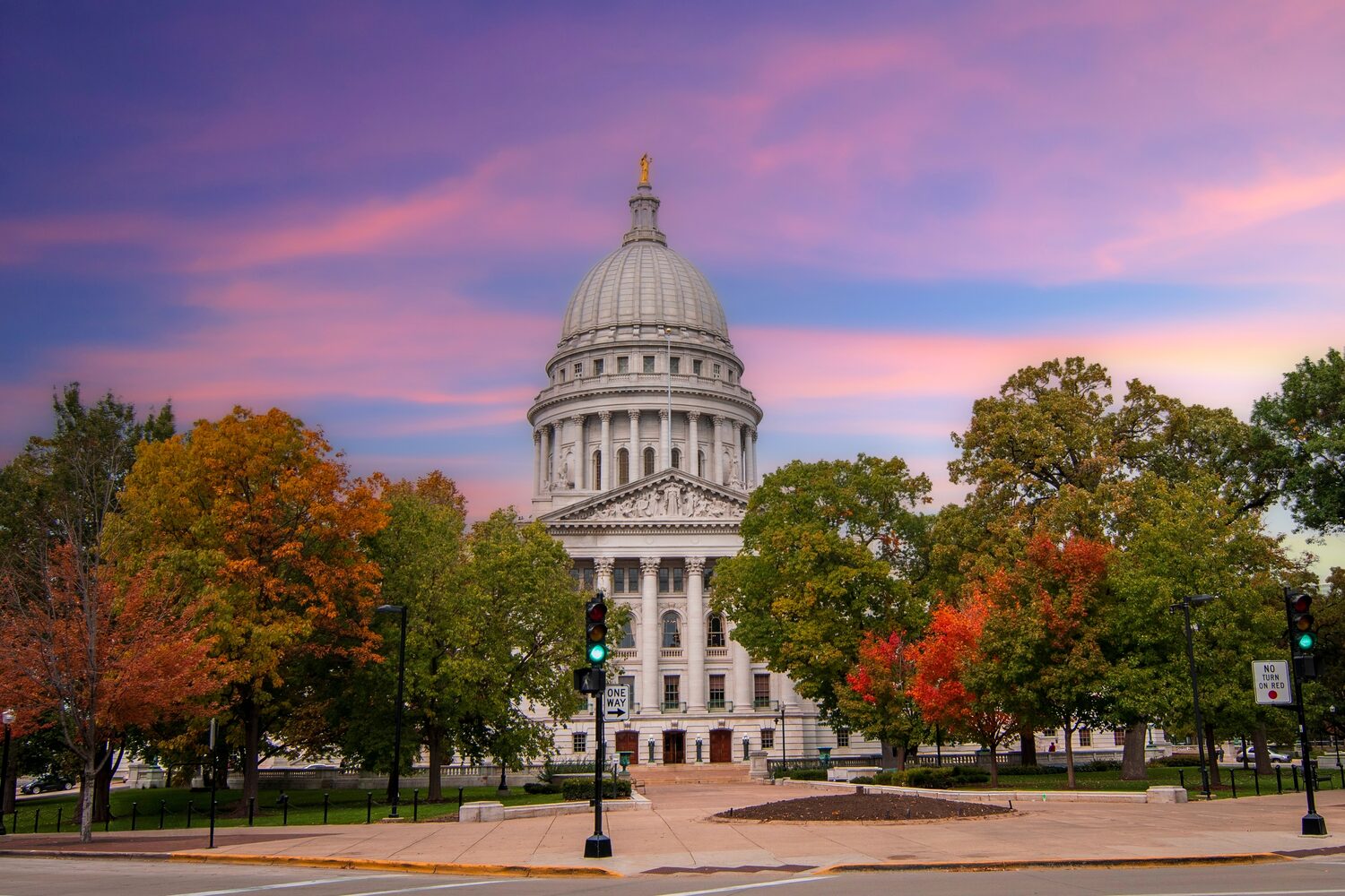 Wisconsin State Capitol Building | Wisconsin timeshare cancellation