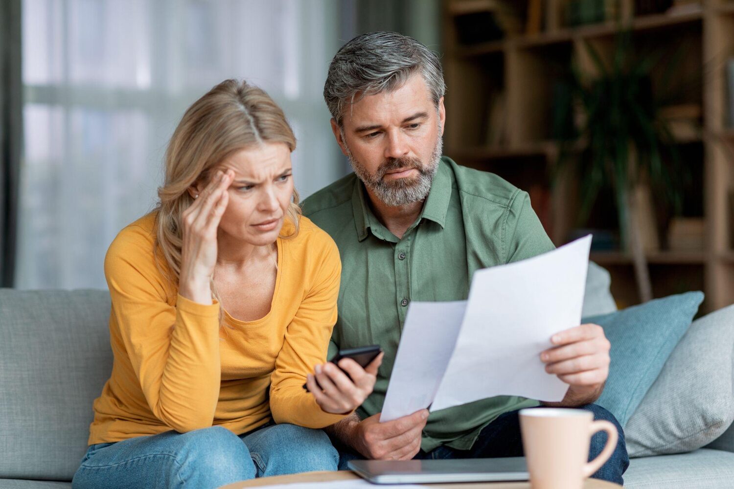 Middle-aged couple weighing out their options | Best timeshare cancellation company