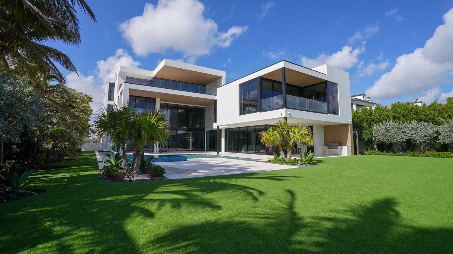 Modern vacation house | How to refinance a timeshare