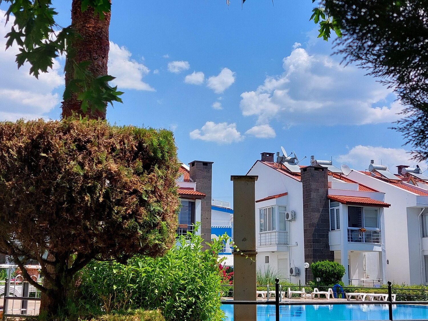 Villas next to a pool | Timeshare statistics